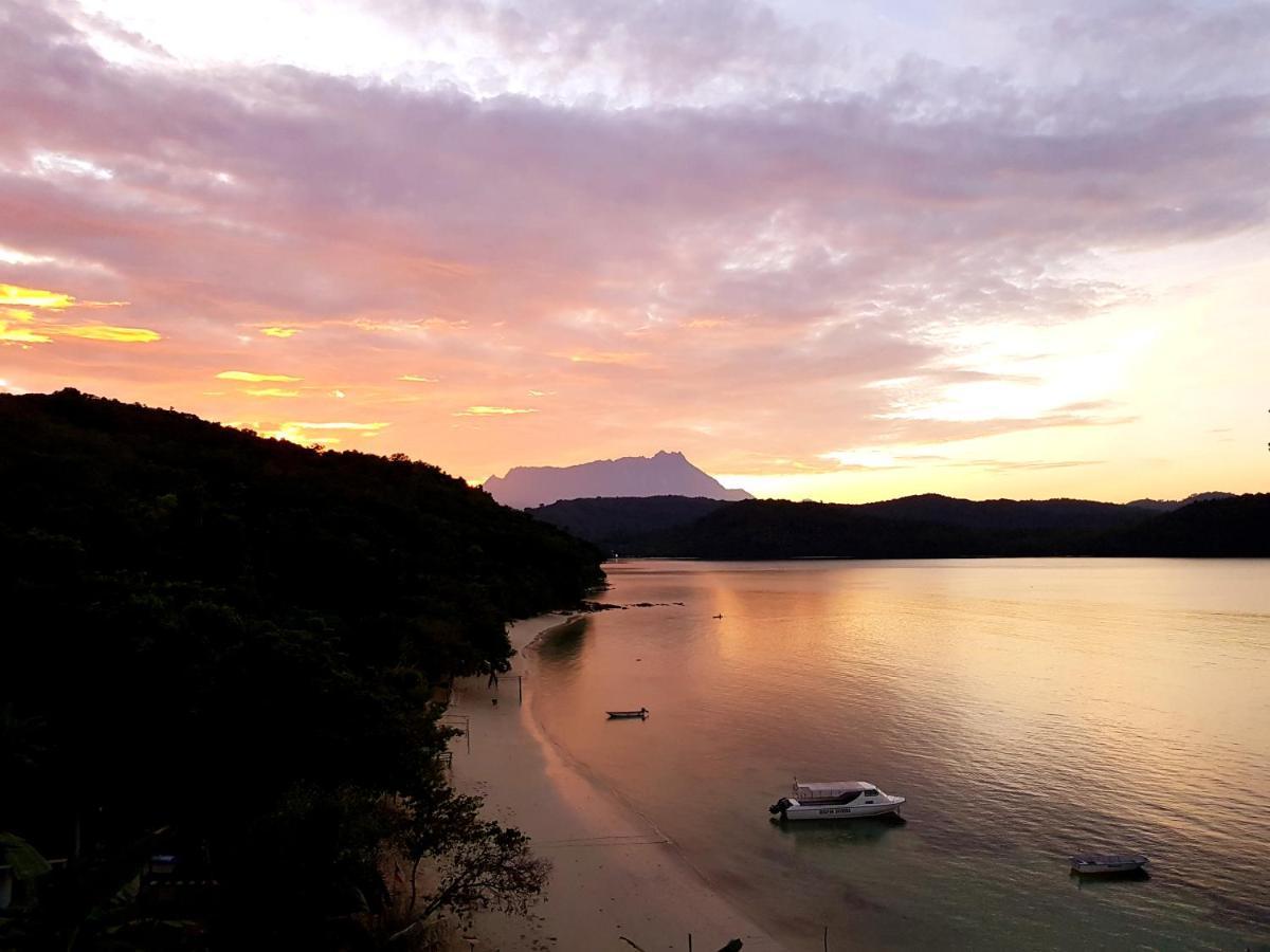 Bigfin Beach Resort Kota Belud Eksteriør billede